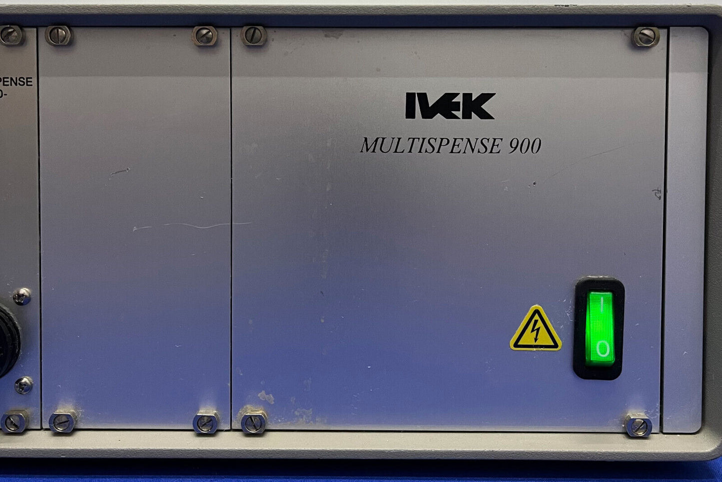 IVEK MULTISPENSE 900 520102-G02ABA MULTIPLE CHANNEL DISPENSER - FOR PARTS/REPAIR