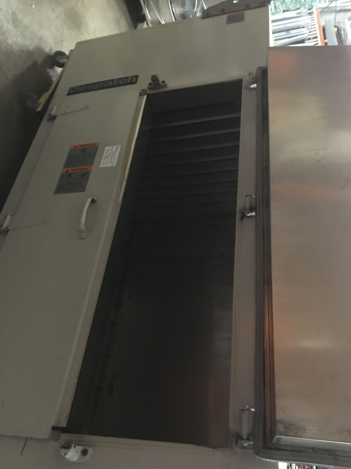 DESPATCH OVEN PRC2-45-2E MAX 500°F I/D 5' H X 3' W X 3' D 2 ROLL IN HANGER CARTS