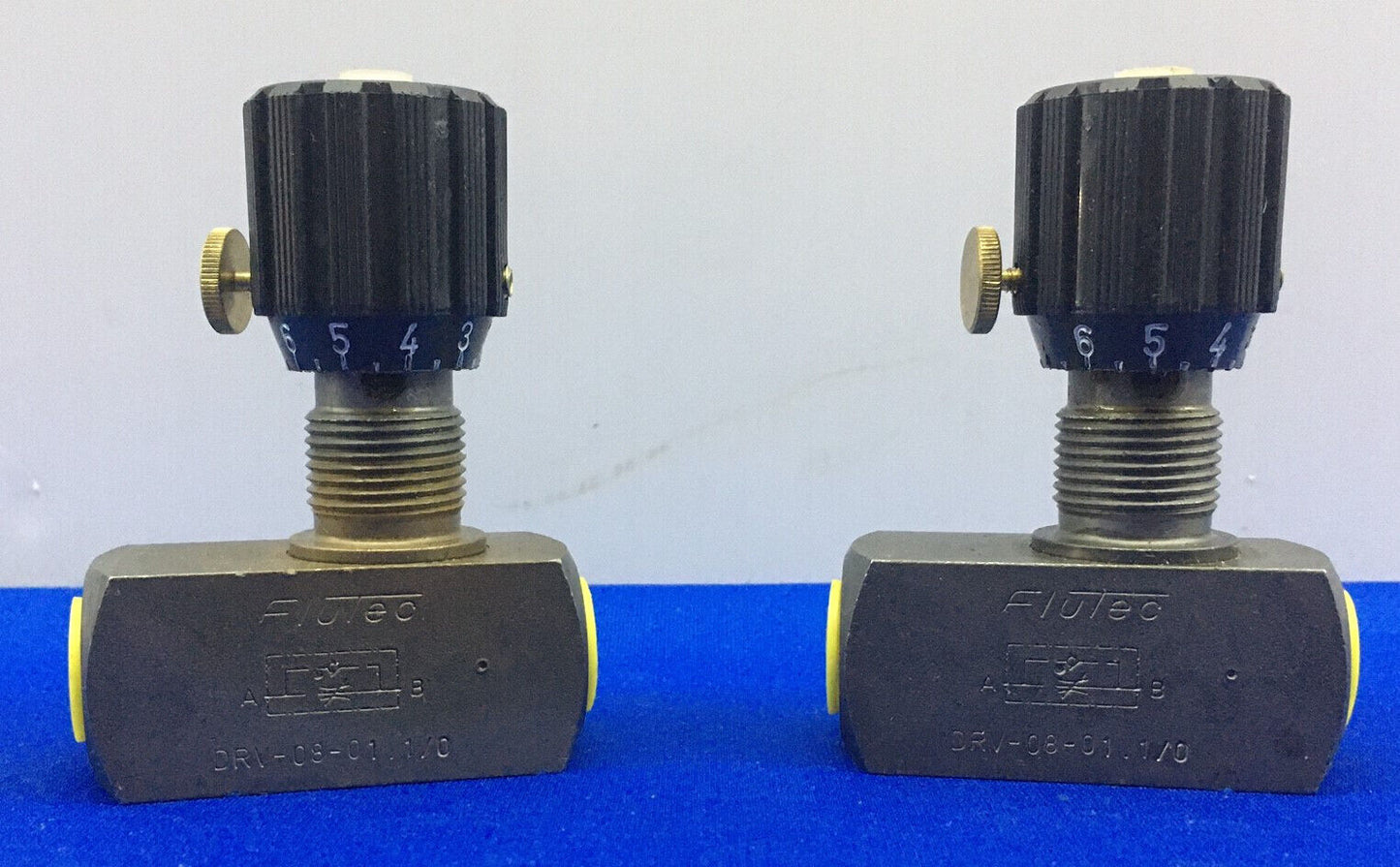 1 LOTE CANTIDAD DE 2 - FLUTEC DRV-08-01.1/0 / DRV080110 VÁLVULA DE CONTROL DE FLUJO 1/4"