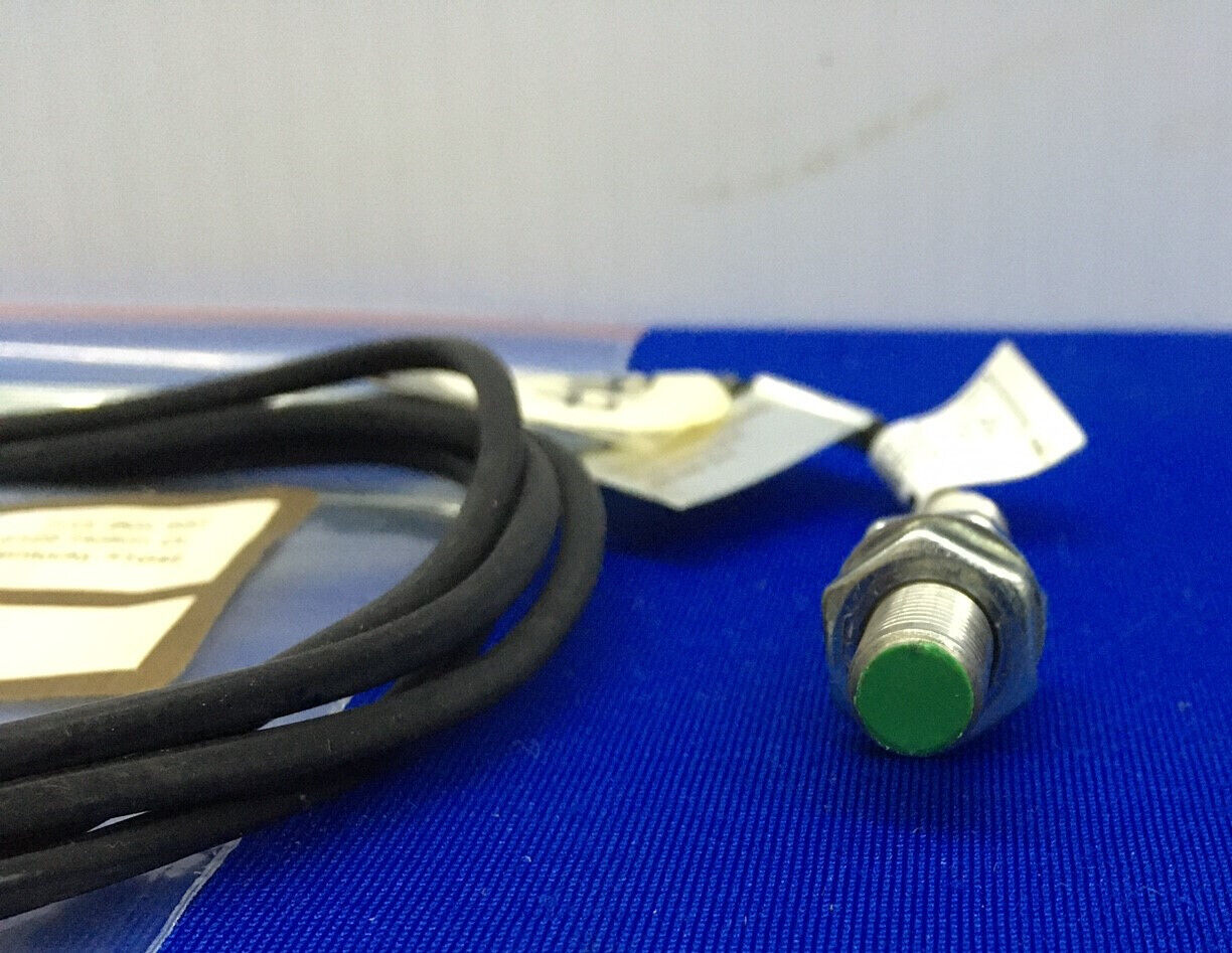 BALLUFF BES-516-324-EO-C5, NÄHERUNGSSCHALTERSENSOR