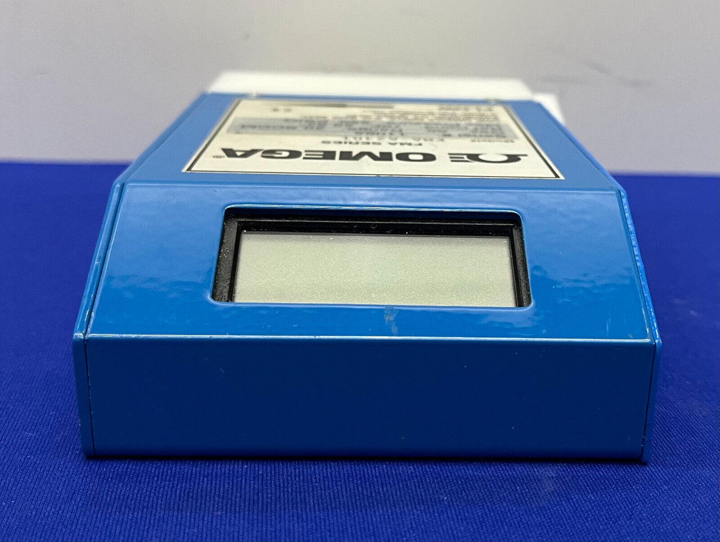 OMEGA ®  FMA SERIES FMA-A2301 MASS FLOW METER - NO POWER SUPPLY/POWER CORD