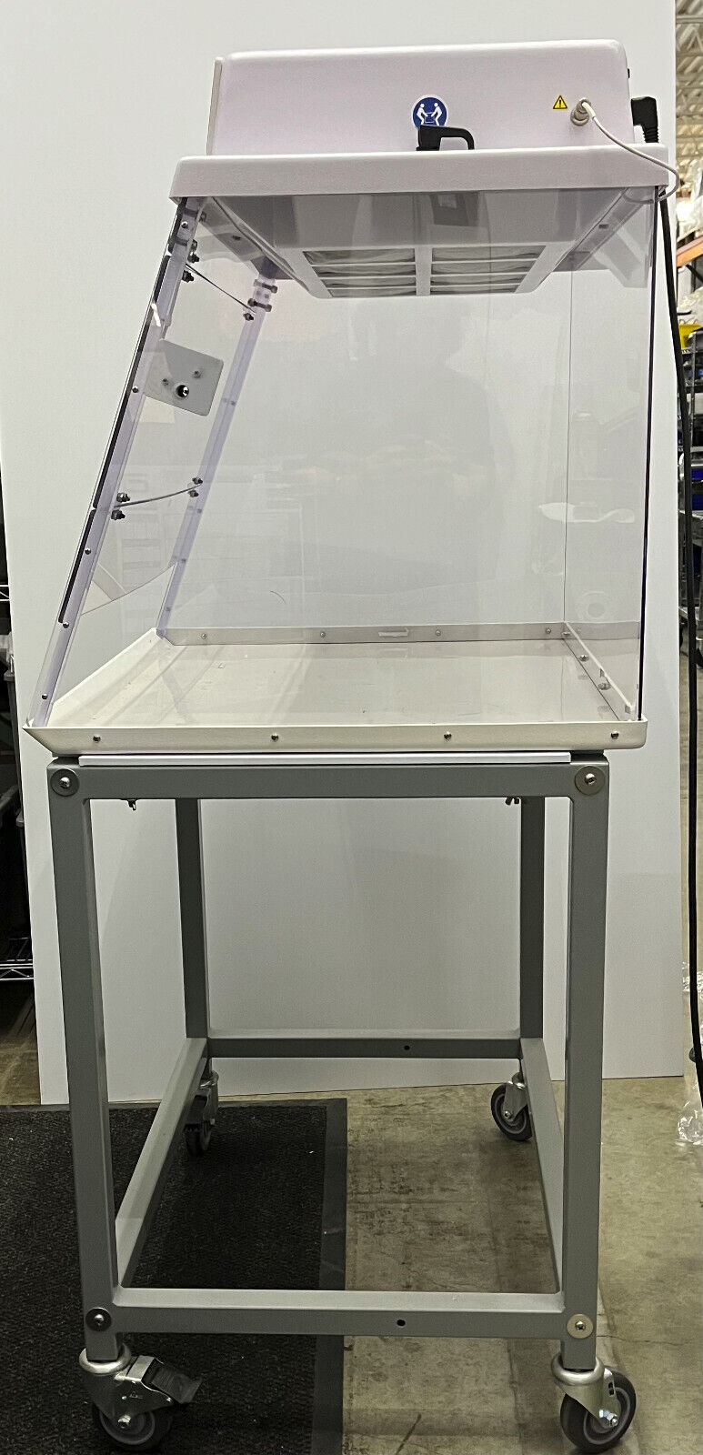 AIRCLEAN ® SYSTEMS AC632M FUMEHOOD,110V-60HZ,POWER 165W,ITEM IS USED