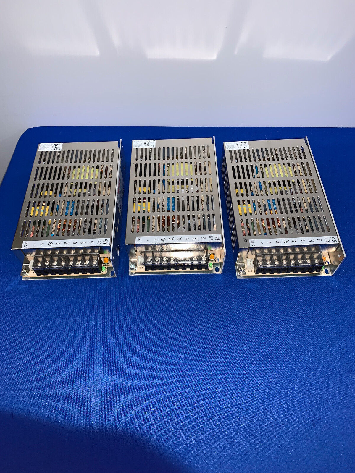 BOSCH APS-AEC21-PSU1 POWER SUPPLY QTY 3 SELLING AS LOT