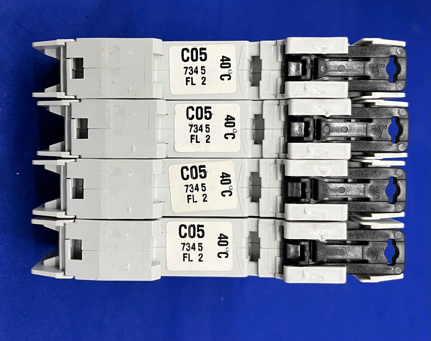 EATON / CUTLER HAMMER CIRCUIT BREAKER WMTC1005 5AMP 1 POLE 240V - 1 LOT QTY 4