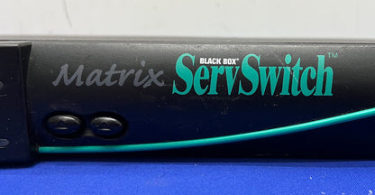 BLACK BOX ®  MATRIX SERVSWITCH ™  SW742A-R3 100-240VAC 45A