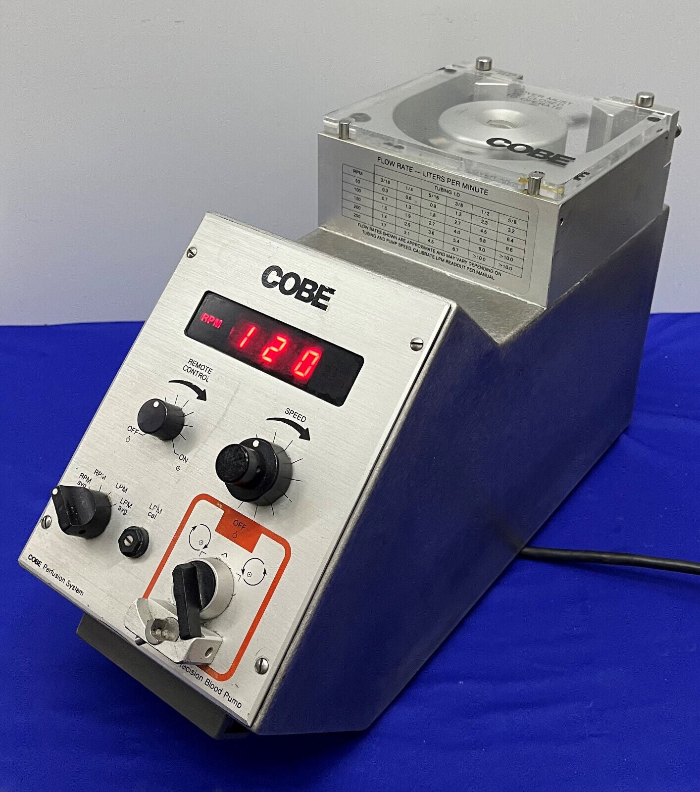 COBE PERFUSION SYSTEM CAT 043600-000 PRECISION BLOOD PUMP 115V 60HZ PARTS/REPAIR