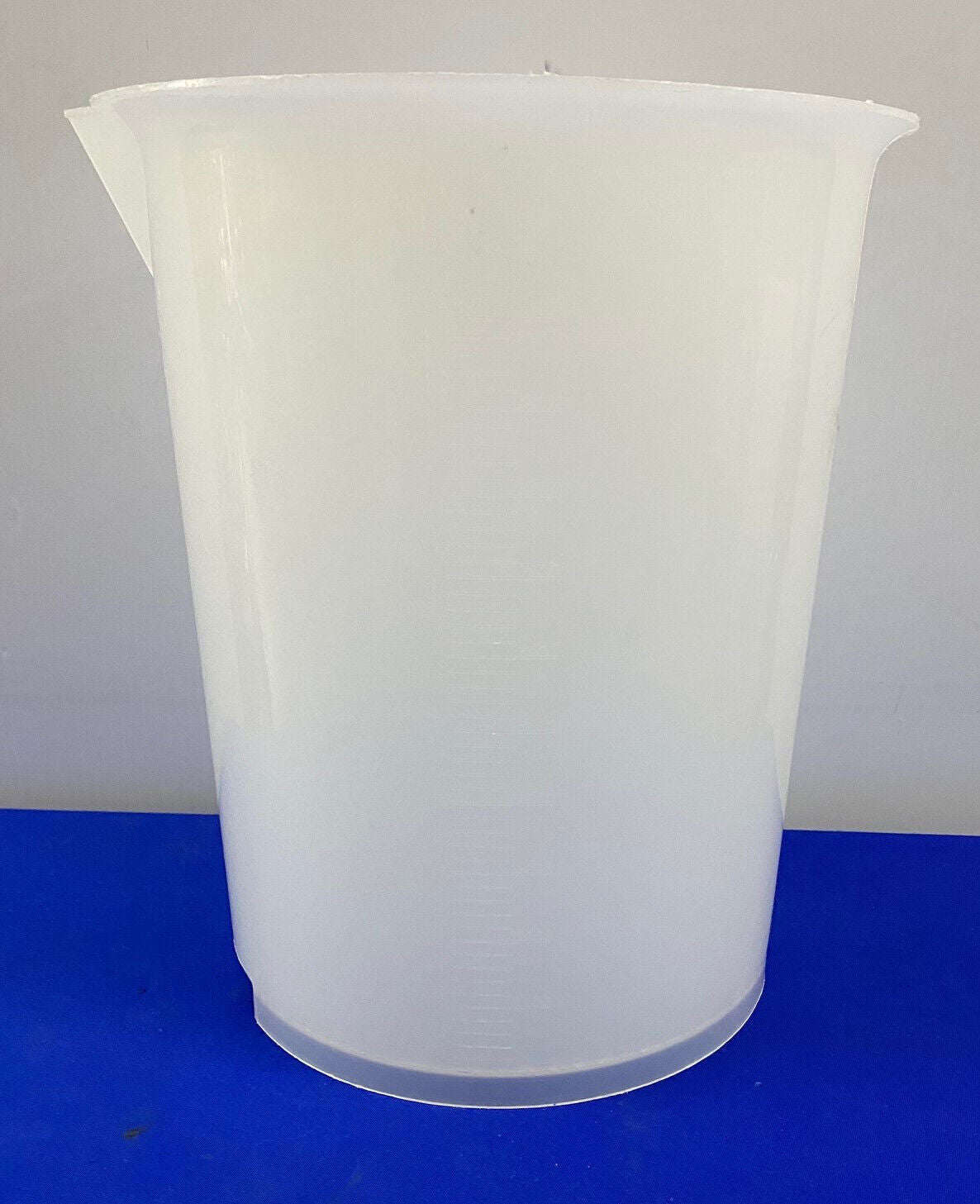 SCIENCEWARE HIGH CAPACITY BEAKER 0-10000ml POLYPROPYLENE 200ml GRADUATIONS