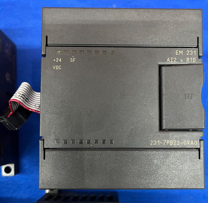 SIEMENS Menge: (1)- SIMATIC S7-200 (1)- CPU224 (1)- EM231 &amp; (2)- EM222 RELAIS 