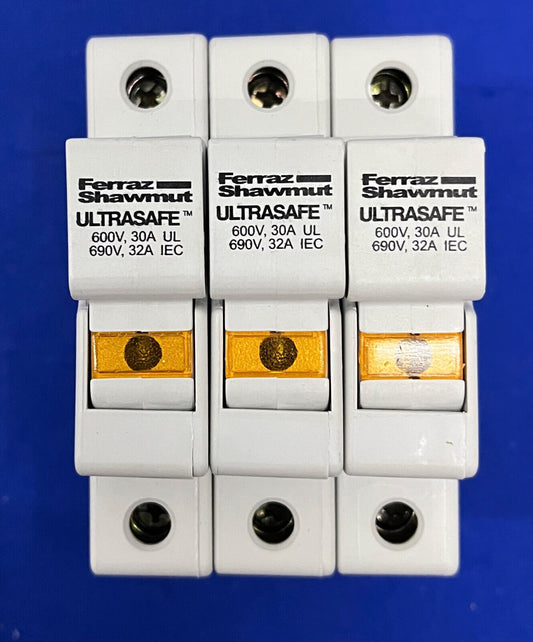 FERRAZ SHAWMUT ULTRASAFE™  USM1l  L214462 FUSE HOLDER 600V 30A UL - 1 LOT QTY 3