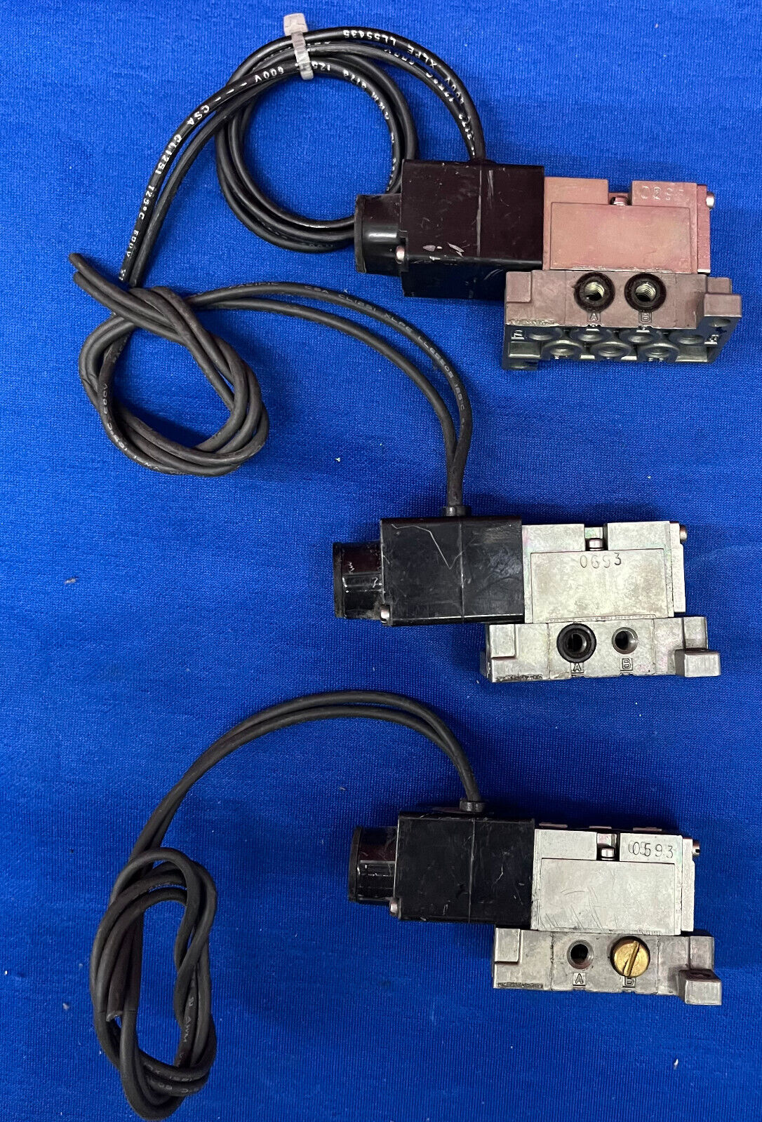 1 LOT QTY OF 3 - NUMATICS 030SA4410 SOLENOID VALVE ASSY #237-261B 150PSI MAX