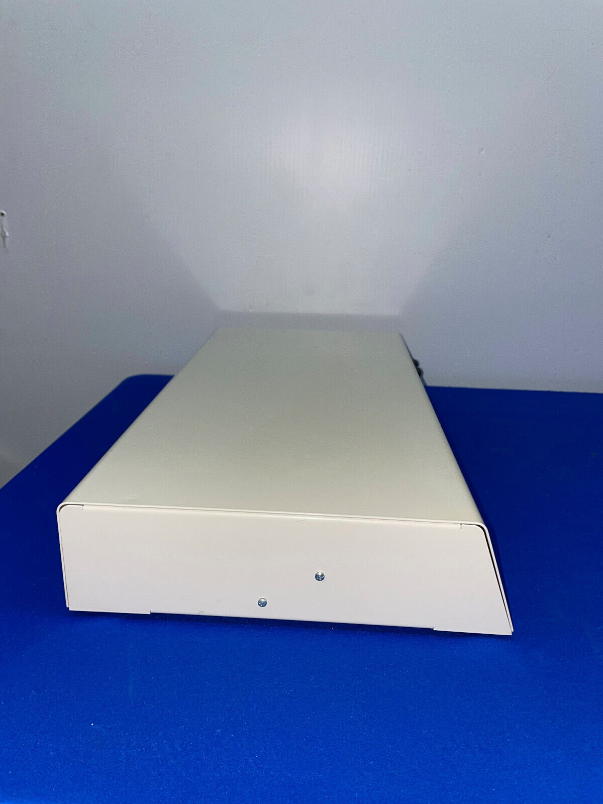 LABCONCO, FLUORESCENT LIGHT FIXTURE for use on the top of Plexiglass Hood