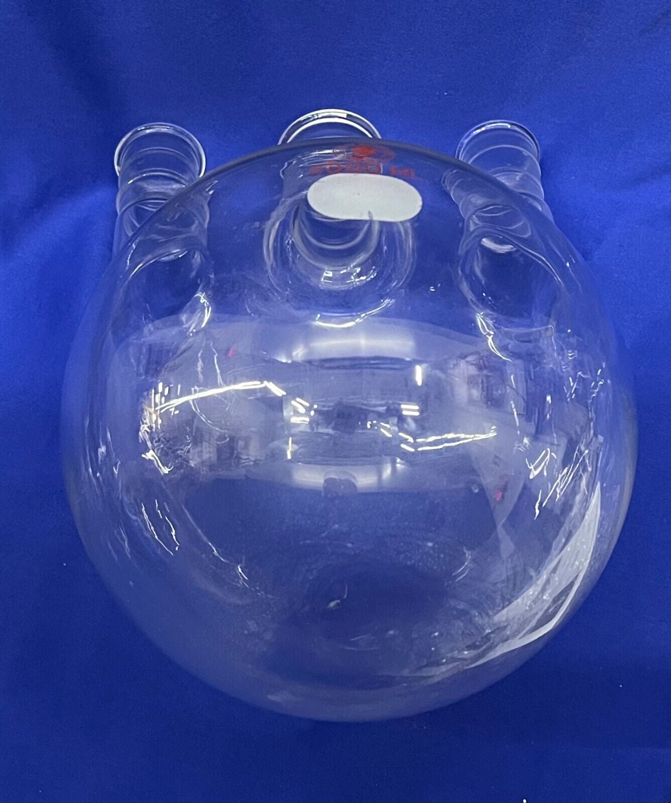 ACE 2000ml 3 NECK ROUND BOTTOM REACTION FLASK - 29/42 CENTER  SIDE NECKS UNKNOWN