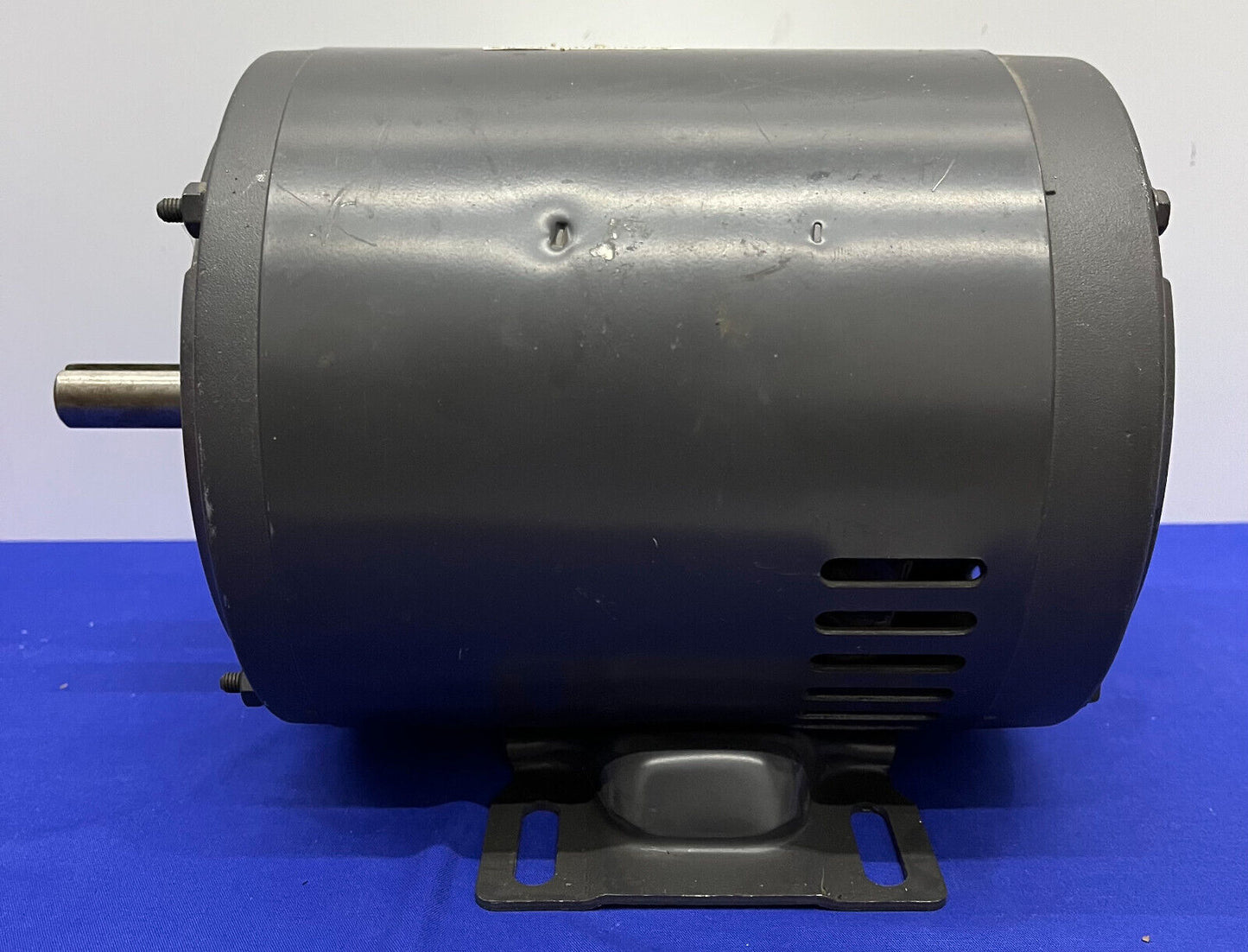 DAYTON ELECTRIC INDUSTRIAL MOTOR 3N178G MOTOR: 1 HP 3PH 3450/2850 RPM