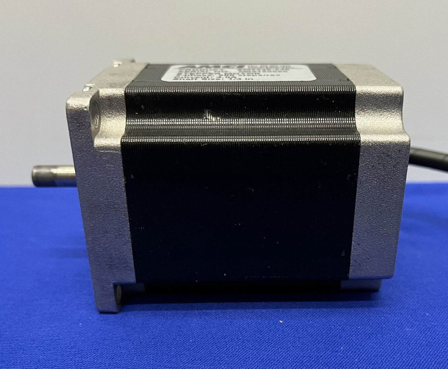 AMCI ADVANCED MICRO STEPPER MOTOR SM2340-240 SINGLE SHAFT 1/4”