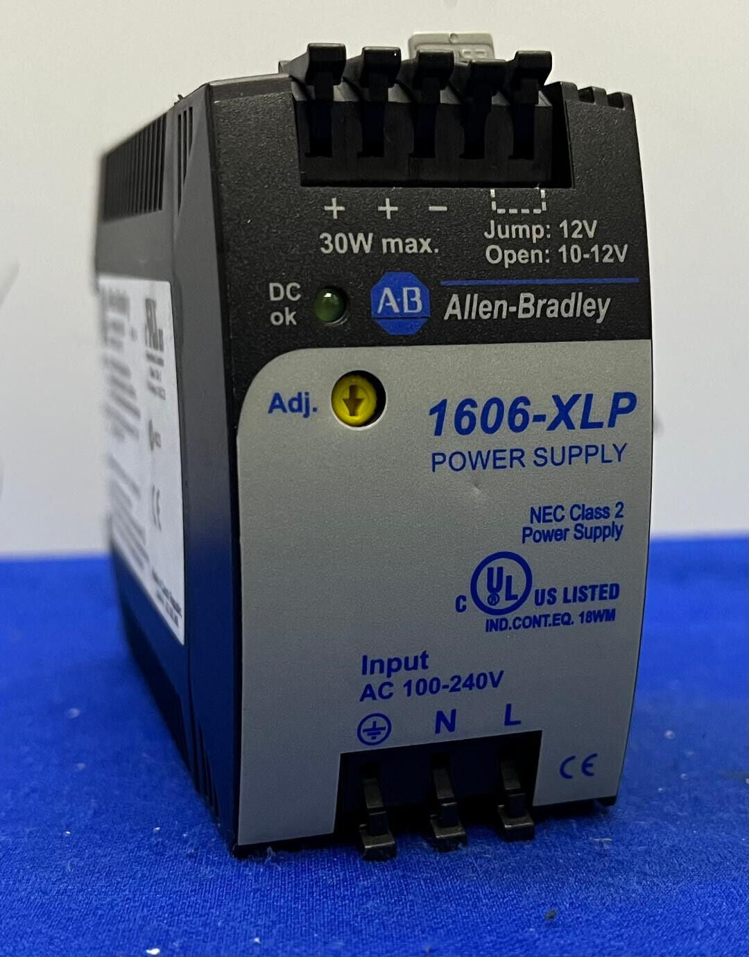 ALLEN BRADLEY POWER SUPPLY 1606-XLP 1606-XLP30B AC 100-240 DC 10-12