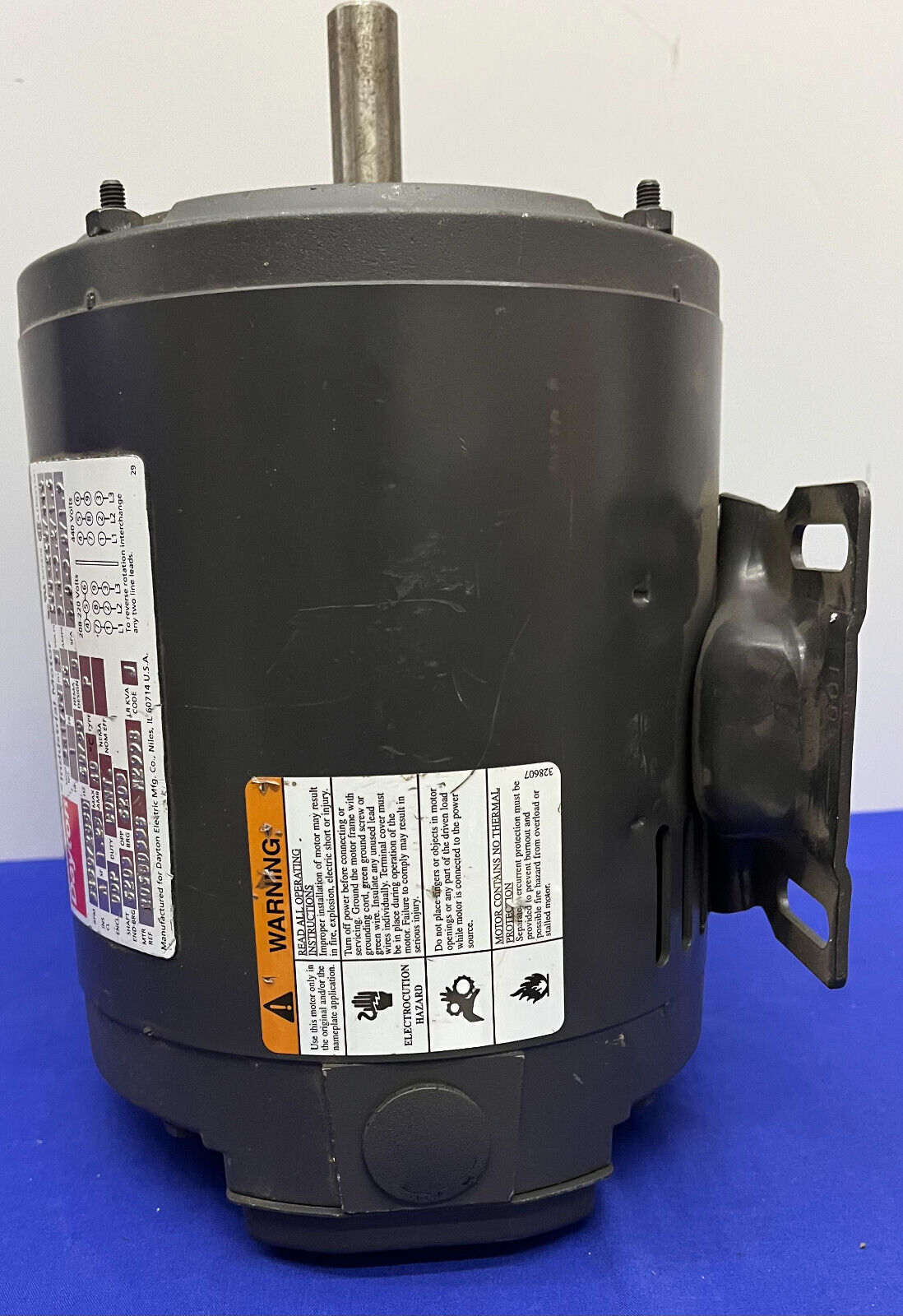 DAYTON ELECTRIC INDUSTRIAL MOTOR 3N178G MOTOR: 1 HP 3PH 3450/2850 RPM