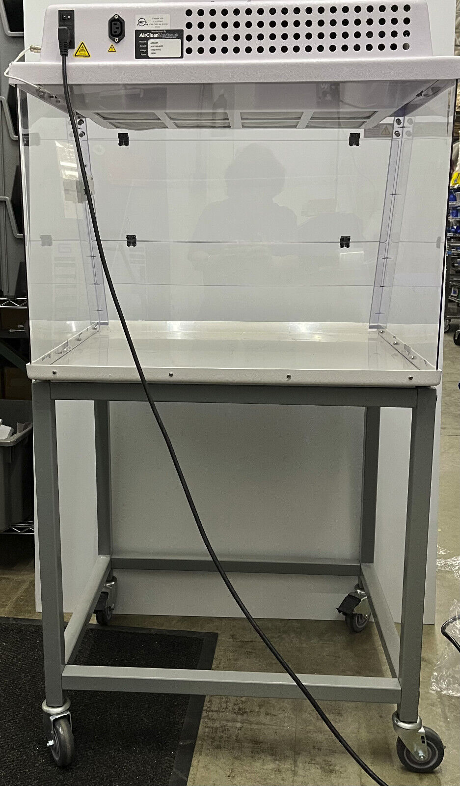 AIRCLEAN ® SYSTEMS AC632M FUMEHOOD,110V-60HZ,POWER 165W,ITEM IS USED