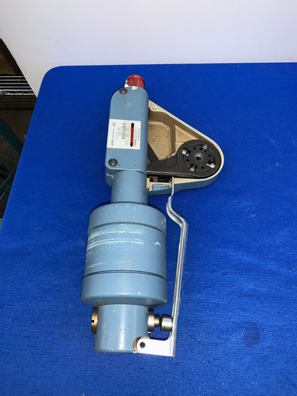 PNEUMATIC CRIMPER, FOR PARTS/REPAIR