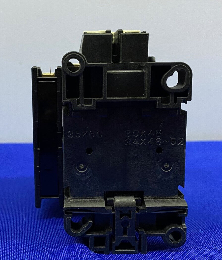 FUJI ELECTRIC SC-E04 CONTACTOR & SZ-AS1/T / SZ1AS1T AUXILIARY CONTACT