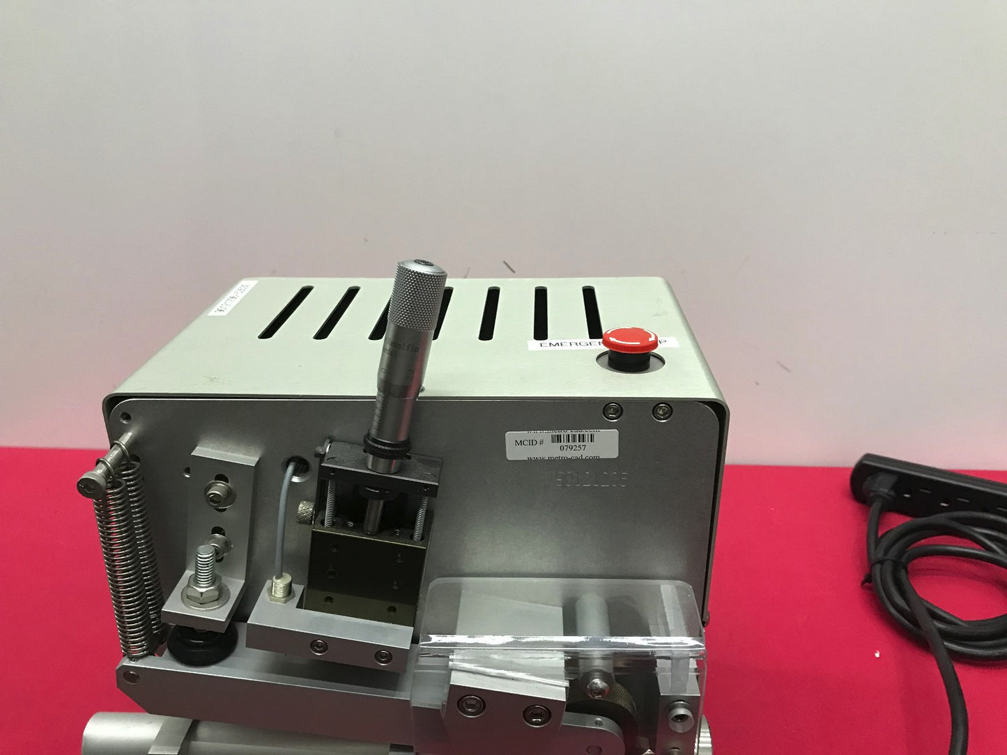 CUSTOM MADE TUBE PULLER W/ PARKER CR4104 STAGE. TURNS ON TESTED WORKS