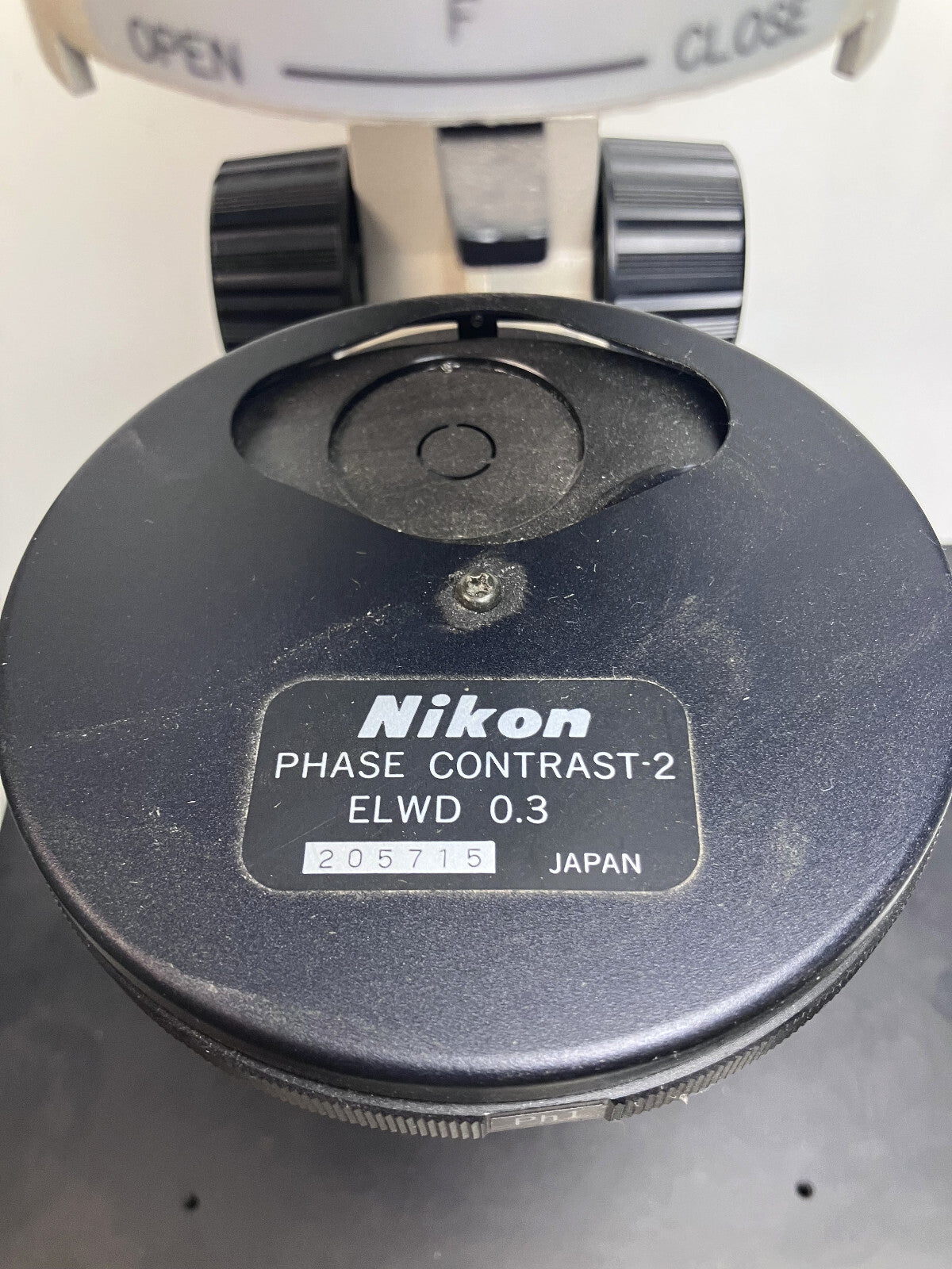 NIKON DIAPHOT INVERTED MICROSCOPE  1.3-40 X MAGNIFICATION FOR PARTS REPAIR