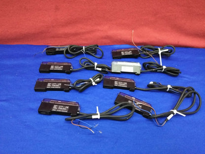 1 LOT DE 8 - AMPLIFICATEUR DE DÉTECTEUR DE PROXIMITÉ KEYENCE ES-M1