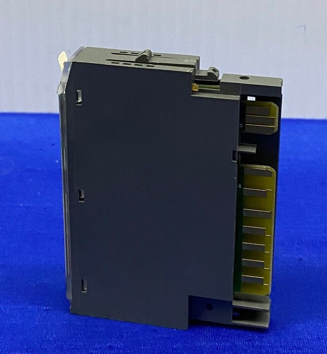 Allen Bradley AB 1734-0B4E SER C 96429871 REV A01 PLC CONTROLLER