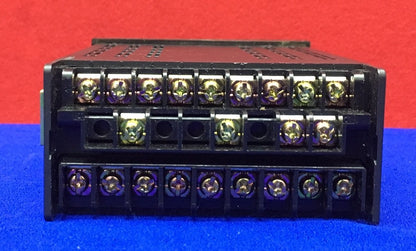 OMRON K3NX-VD1A AC100-240V 50/60 15VA デジタルパネルメータ