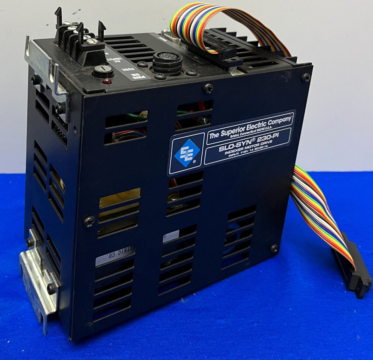 SUPERIEURE ELEKTRISCHE SLO-SYN 230-PI INDEXEERMOTORAANDRIJVING 115V 1A 50/60HZ