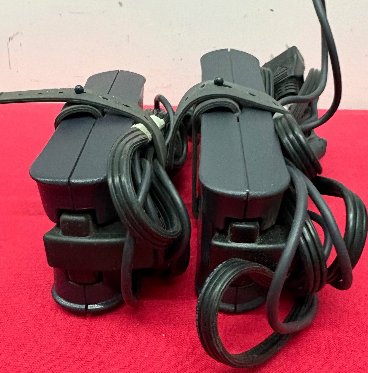 DELL PA-1900-02D FAMILY PA-10 DP/N: 9T215 AC POWER ADAPTER CHARGER - 1 LOT QTY 2