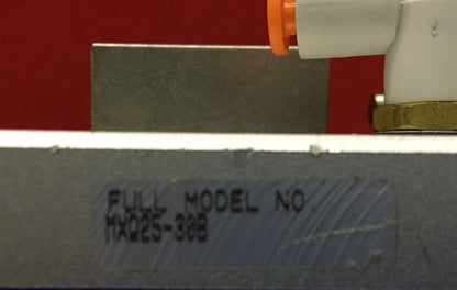 Glissière pneumatique SMC MXQ25-30B
