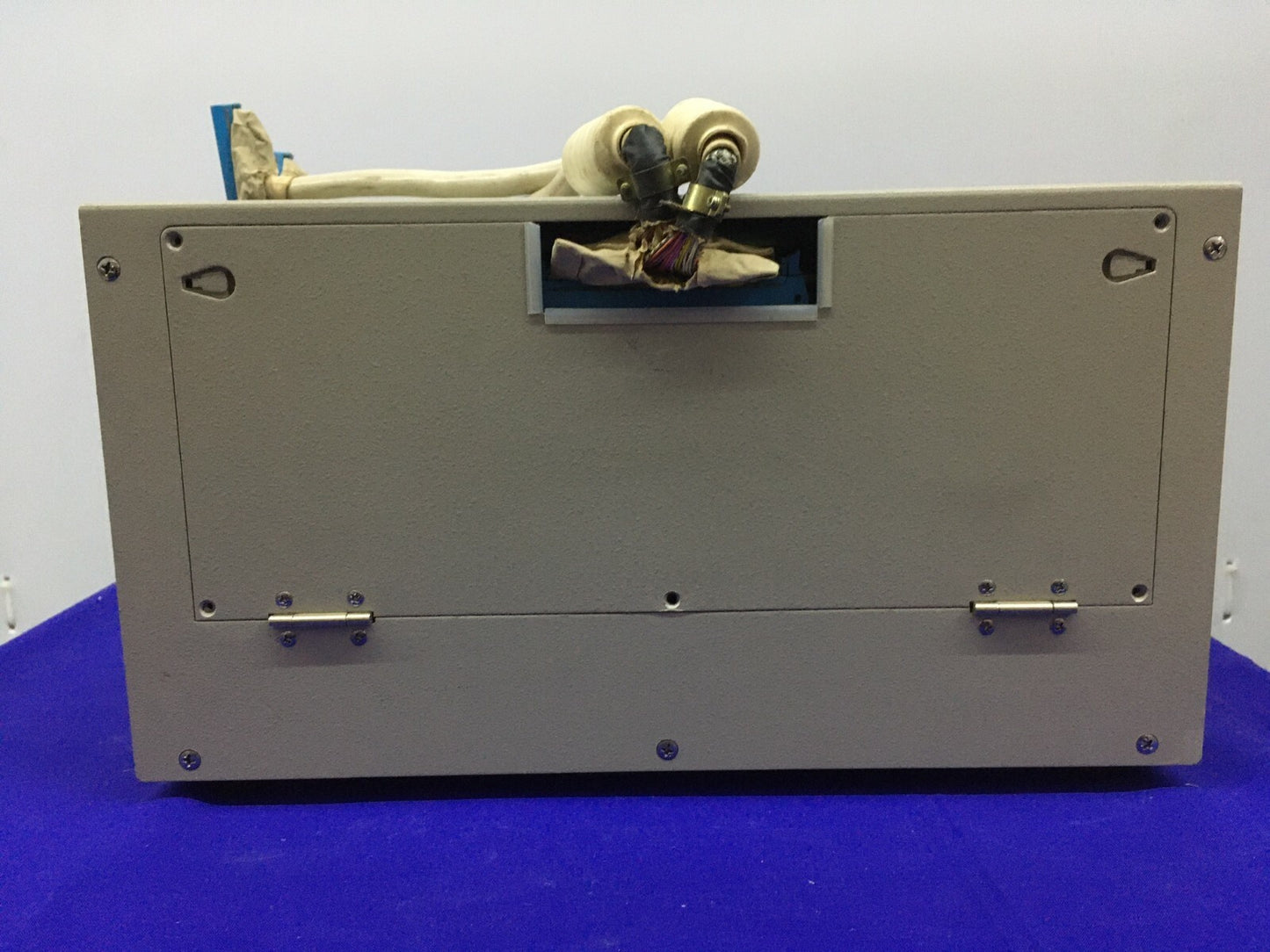 Émulateur intégré NEC IE-78310A, composants de micro-ordinateur CMOS monopuce 8/16 bits 