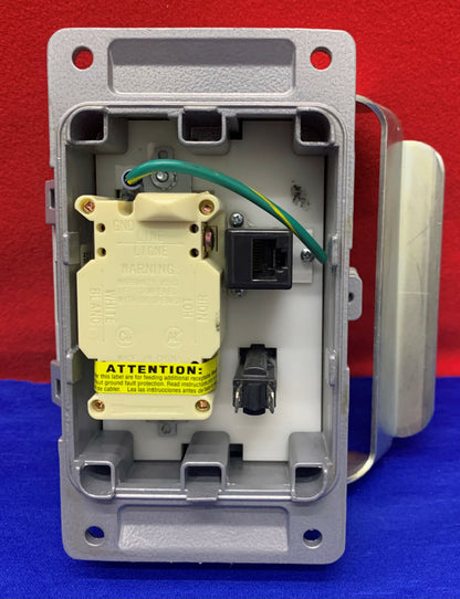 PHOENIX CONTACT 5604431 HC-P:RJ45 CAT5 GFCI 3A COMPUTER INTERFACE.