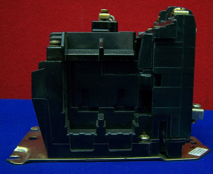 ALLEN BRADLEY AB 500L-BOH92 SERIE B, 30 AMP CONTINUÏTEIT AC-CONTACTOR