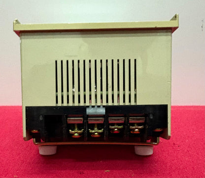 OMRON TIME SWITCH H5S-B 250VAC 10A 100-250