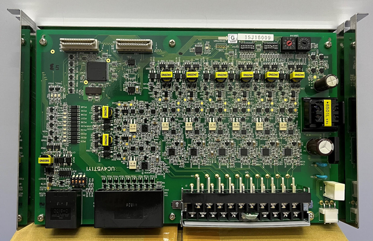TOSHIBA V5-TEMP-8N-CS1 MODULO TEMP CONTROLLER DI PROCESSO VER. 103 STAMPAGGIO A INIEZIONE