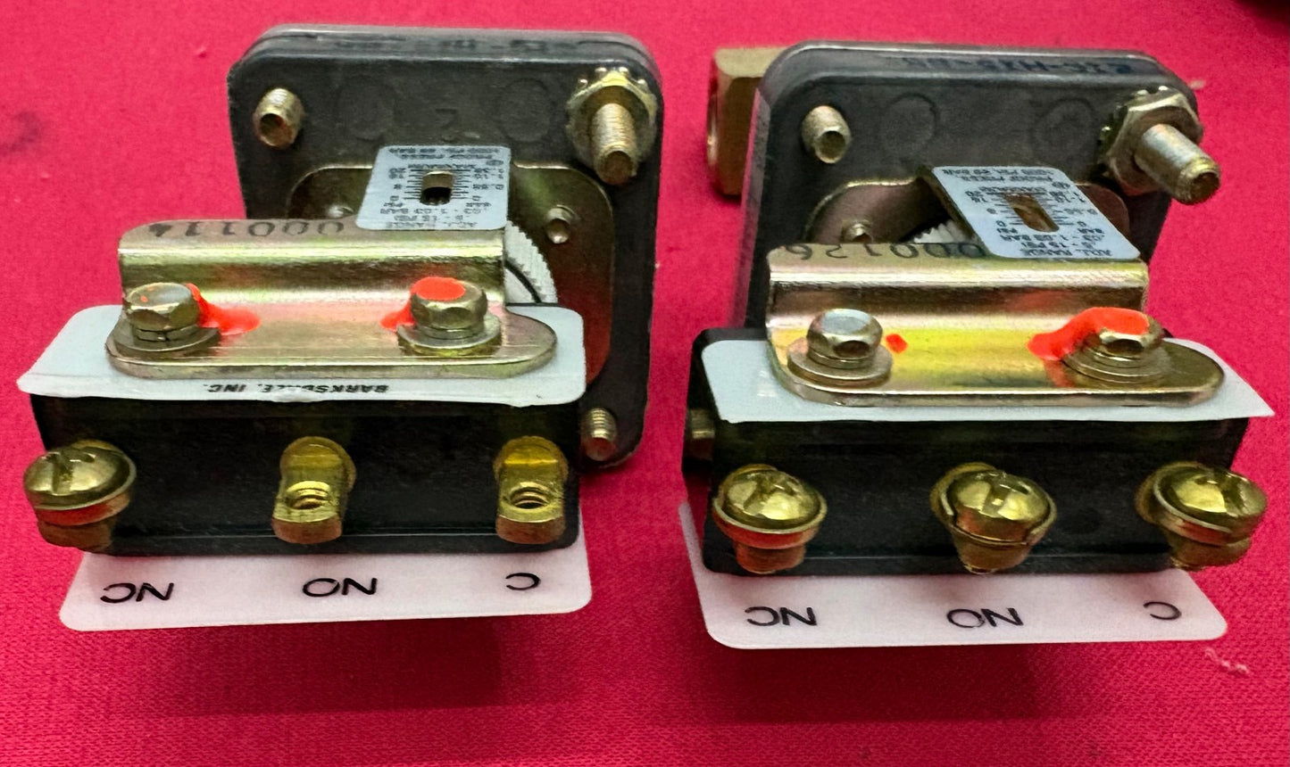 BARKSDALE E1S-H15-BR ECON-O-TROL SERIES PRESSURE SWITCH 0.5-15 PSI - 1 LOT QTY 2