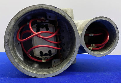 CROUSE-HINDS EGP 3142 モデル M2 EGP シリーズ プッシュ ボタン ステーション コンデュエット C1 GD 2EFG