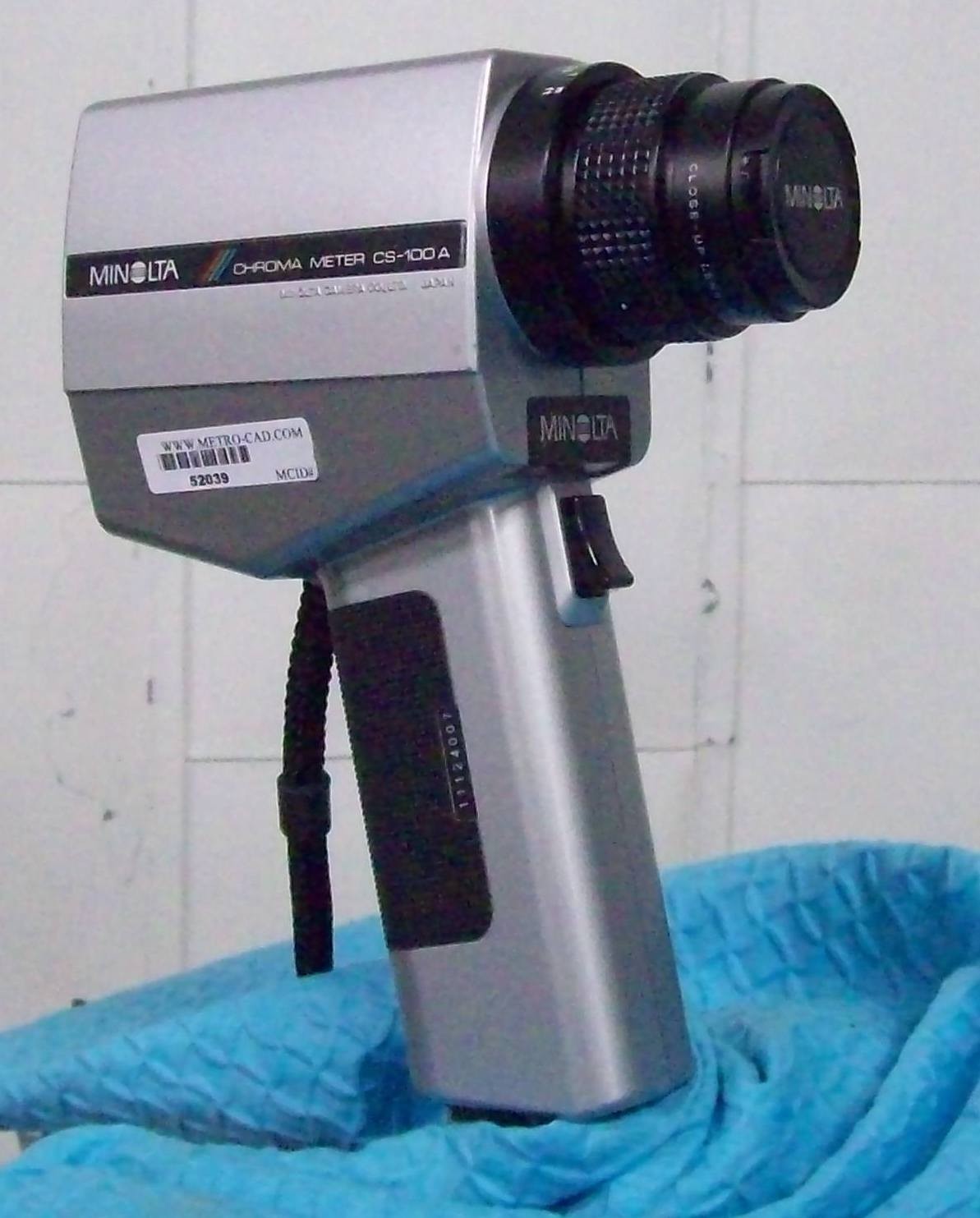 MINOLTA CHROMA METER CS-100A SN 11124007 VIDEO COLOR ANALYZER FOR PARTS / REPAIR