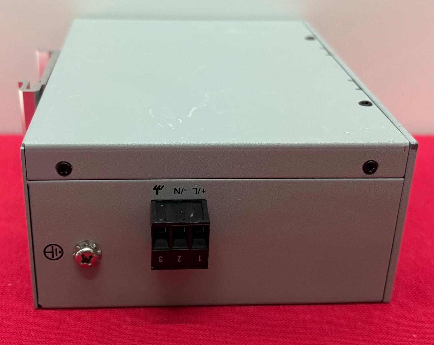 Allen Bradley AB STRATIX 2000™ 1783-US8T  8 PORT UNMANAGED ETHERNET SWITCH