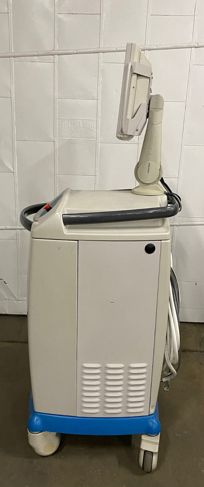 10000-003 CCT CRYOCATH 凍結手術ユニット - 部品と修理