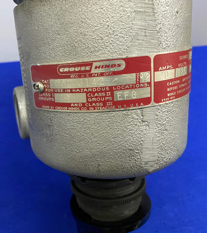 CROUSE-HINDS EGP 3142 モデル M2 EGP シリーズ プッシュ ボタン ステーション コンデュエット C1 GD 2EFG
