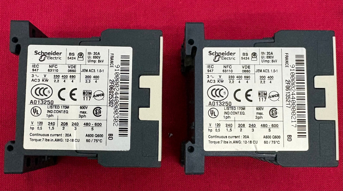 Lot of 2 SCHNEIDER LP1K0910BD TeSys K 3-POLE CONTACTOR 24VDC USED