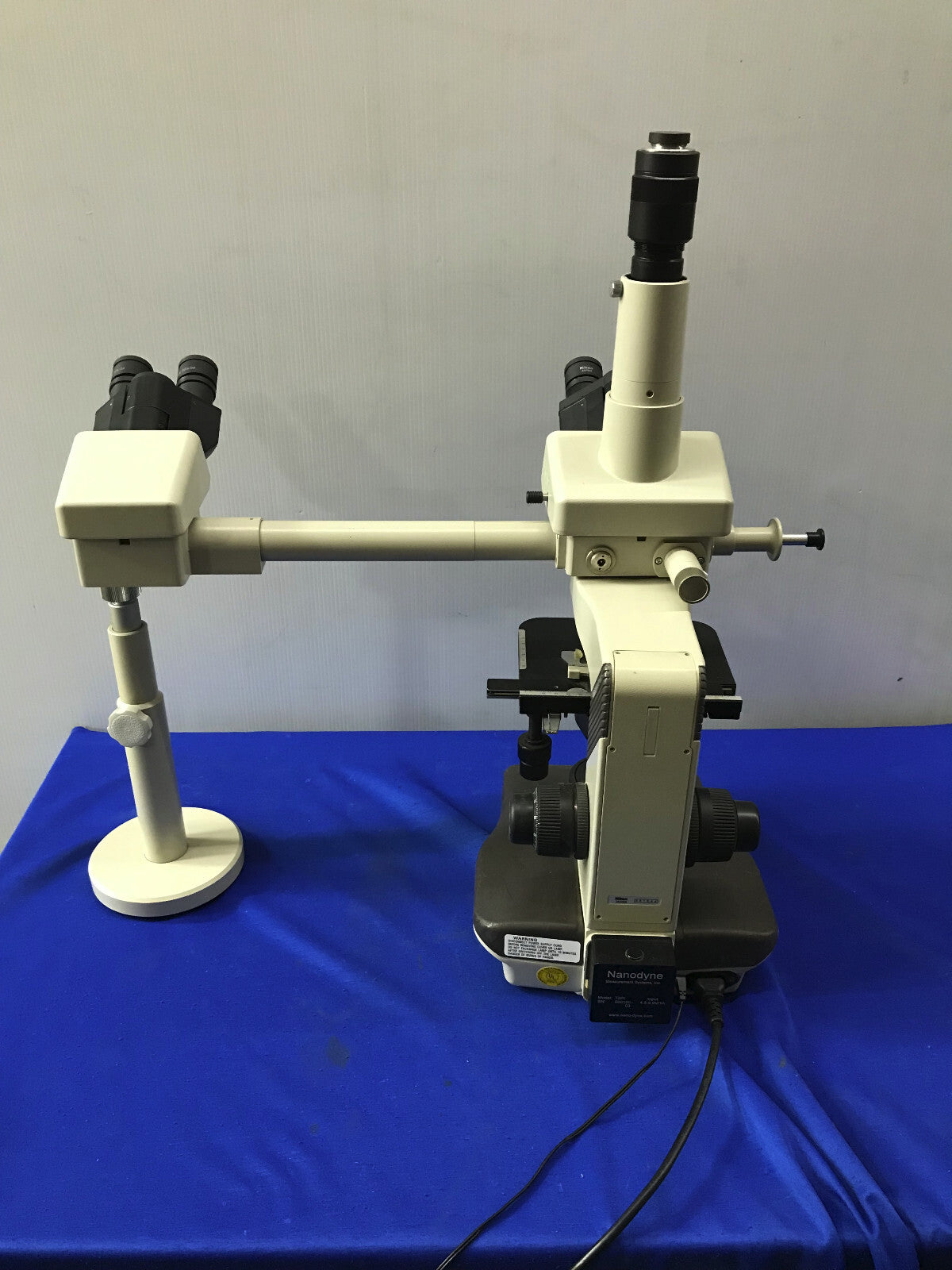 Nikon Labophot-2 Dual Head Training Pathology Microscope Dual Viewing Nanodyne