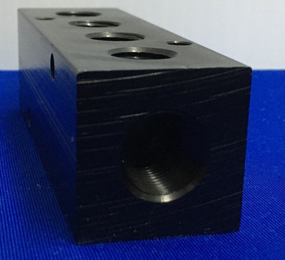 COLLECTEUR PNEUMADYNE M20-250-4 TAILLE D'ENTRÉE 3/8" TAILLE DE SORTIE 1/4" NPT