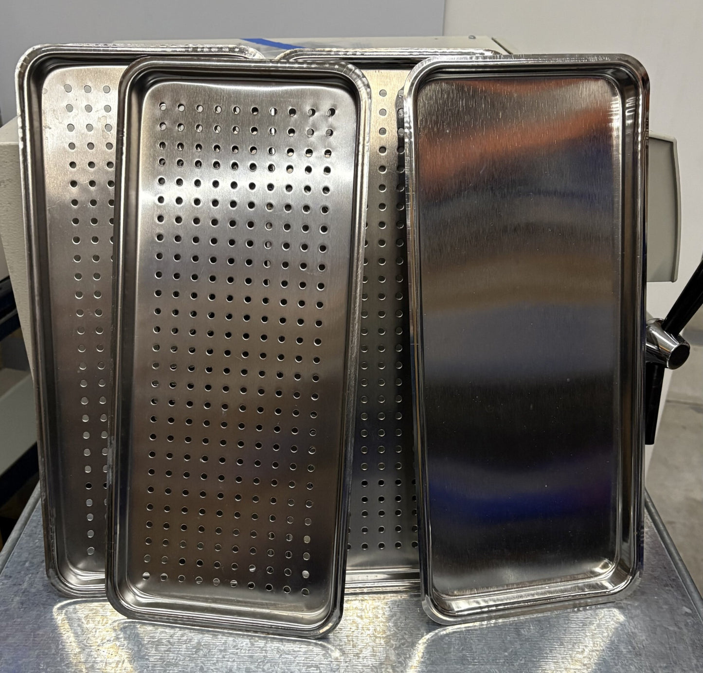 TUTTNAUER AUTOCLAVE STEAM STERILIZER W/ PRINTER 2340E NB 165828