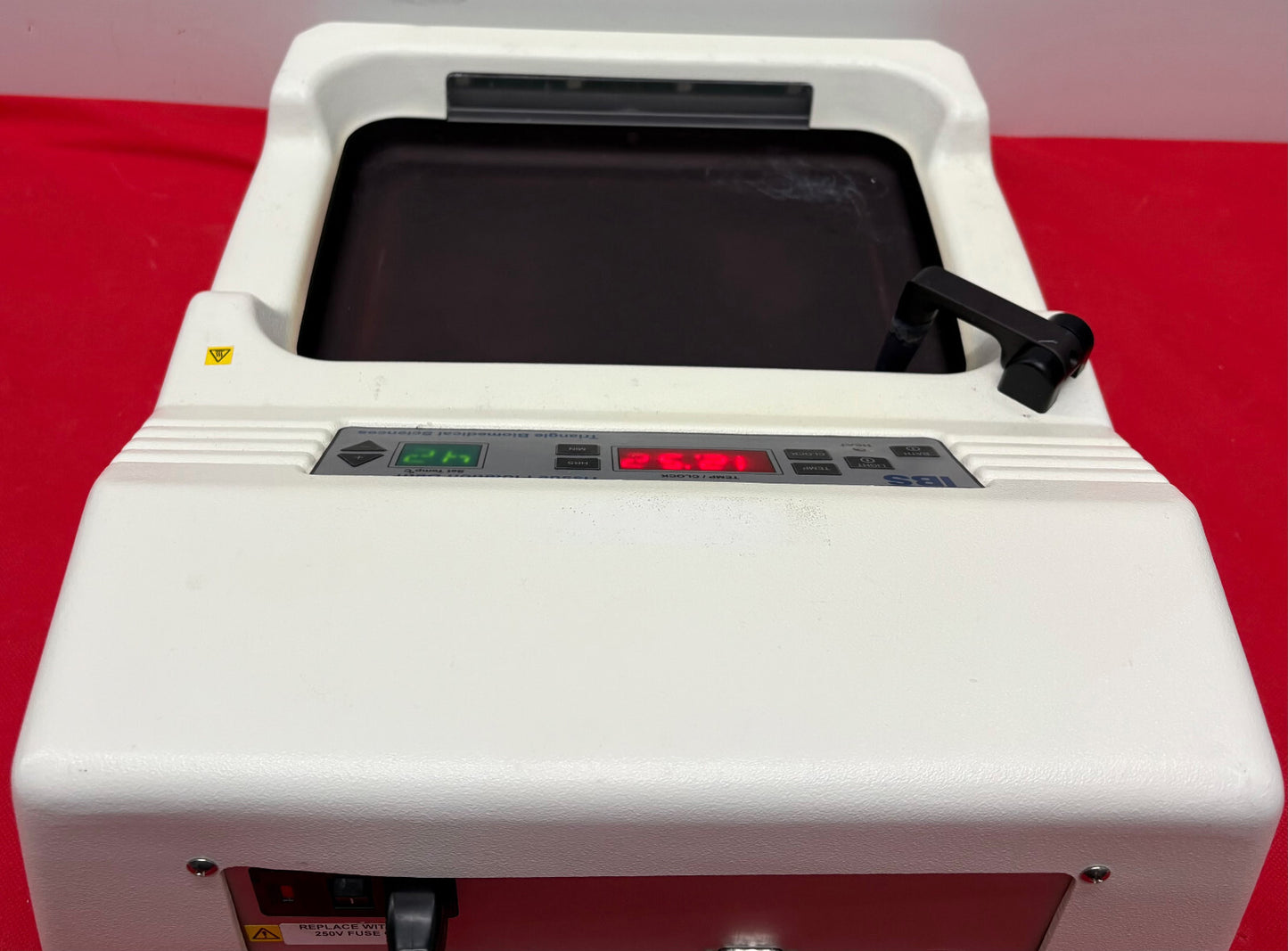 TBS TRIANGLE BIOMEDICAL SCIENCES TFB-L TISSUE FLOTATION BATH w/LIGHT - FOR PARTS