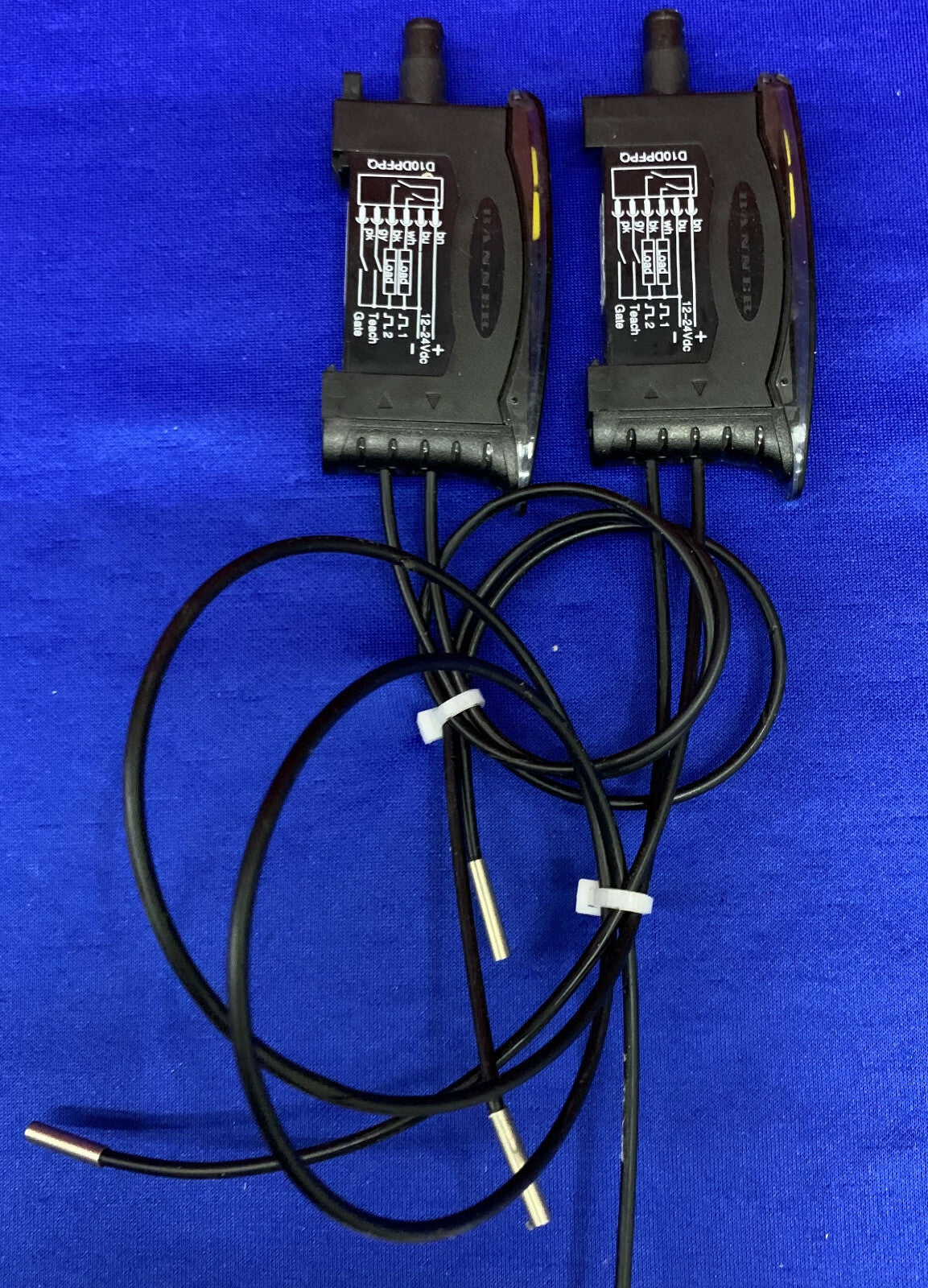 Lote de 2 cables de sensor fotoeléctrico/de fibra óptica Banner D10DPFPQ diferentes