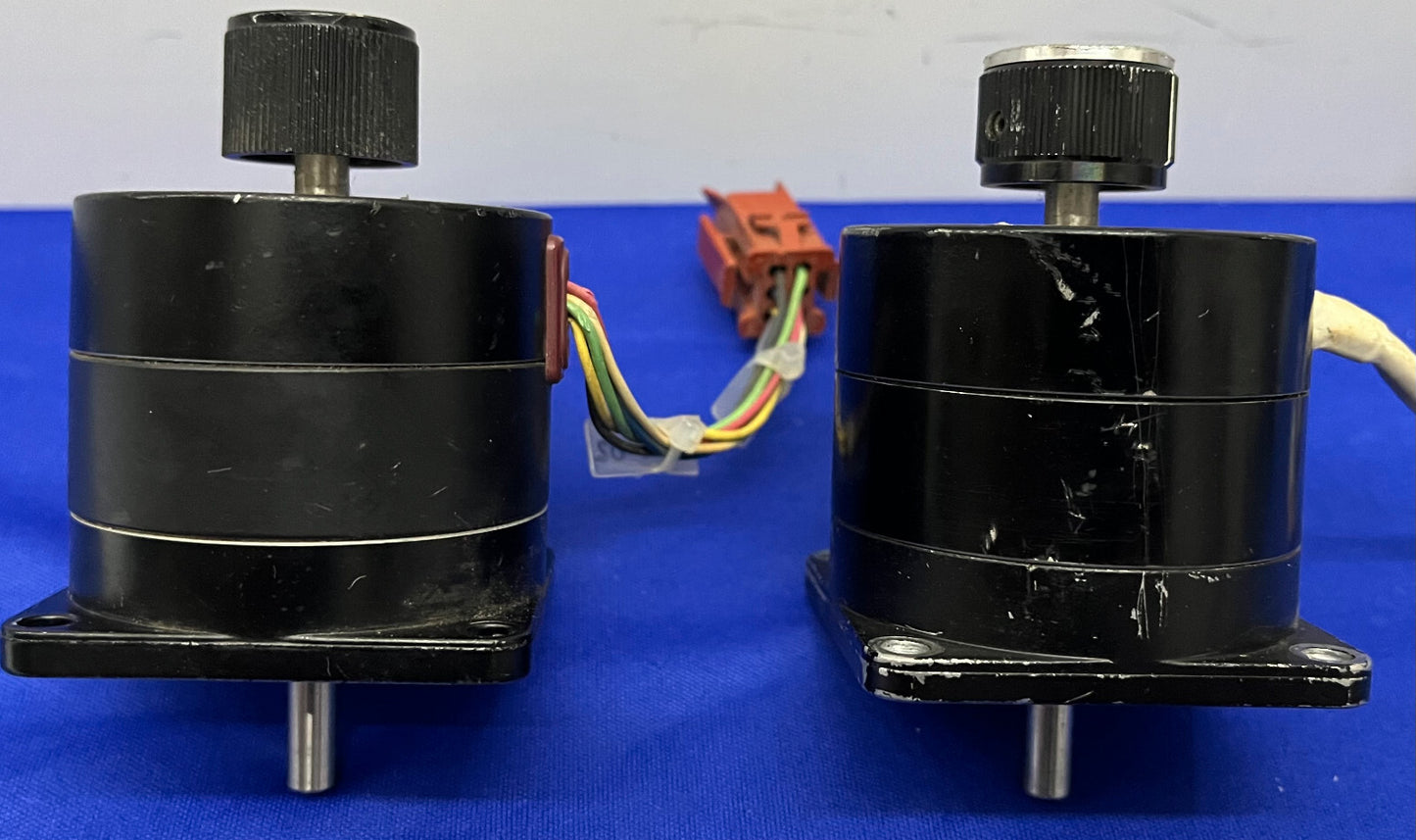 ORIENTAL MOTOR VEXTA PH265M-31 STAPPENMOTOR - 1 LOT HOEVEELHEID 2 