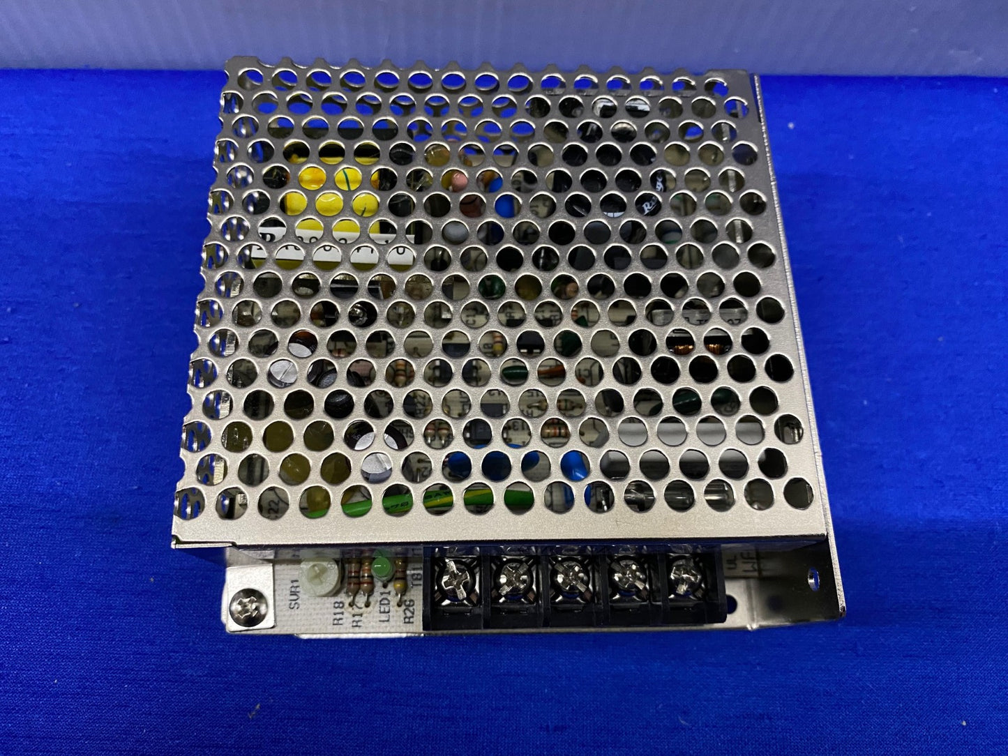 MW / MEAN WELL S-25-24 INPUT:100-240VAC 0.6A 50/60HZ / OUTPUT:+24V 1.1A